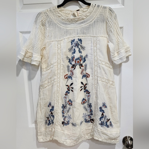 Free People Urban Outfitters Victorian Embroidered Mini Dress size XS - Picture 1 of 11